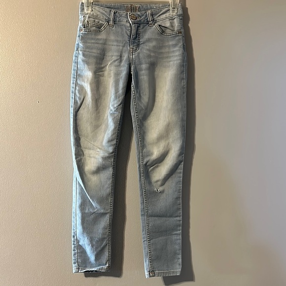 Justice Light Wash Skinny Jeans Size Girls 12 Slim - Picture 1 of 6